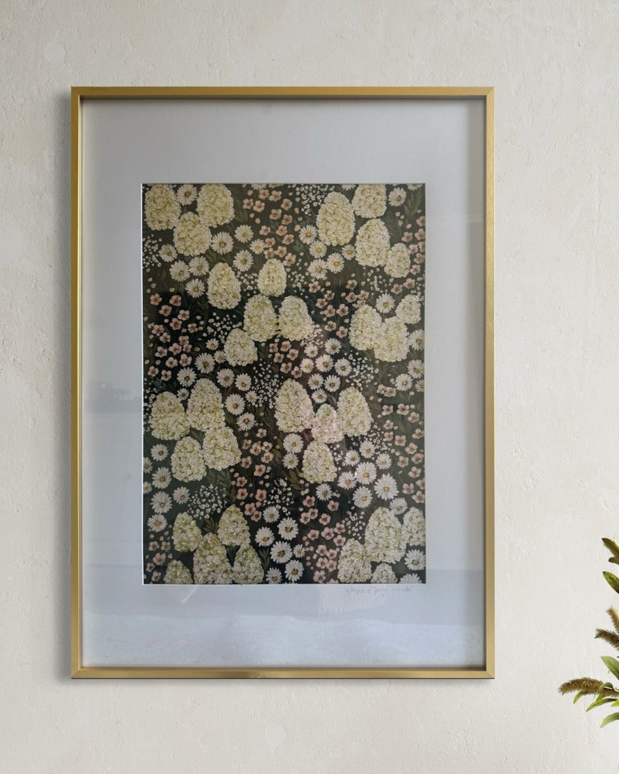 Whispers of spring A4 gold frame